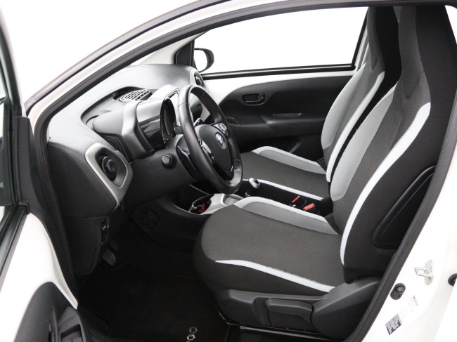 Toyota Aygo - 1.0 VVT-i x-play