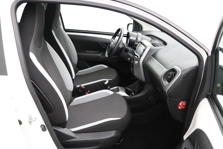 Toyota Aygo - 1.0 VVT-i x-play 22