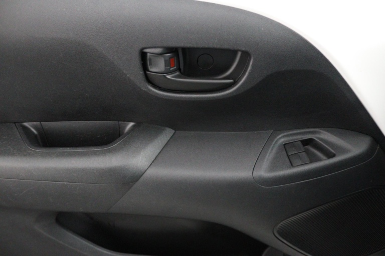 Toyota Aygo - 1.0 VVT-i x-play 27