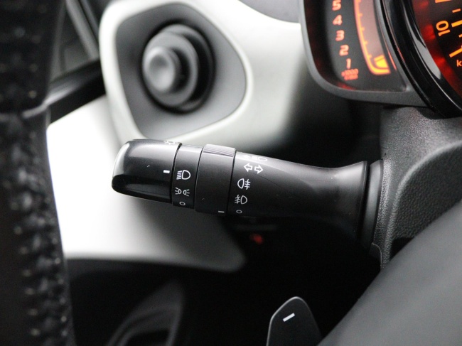 Toyota Aygo - 1.0 VVT-i x-play