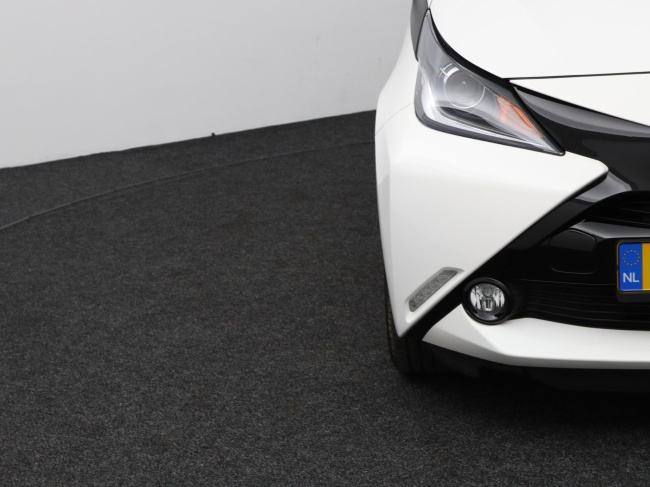 Toyota Aygo - 1.0 VVT-i x-play