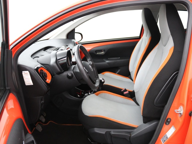 Toyota Aygo - 1.0 VVT-i x-cite