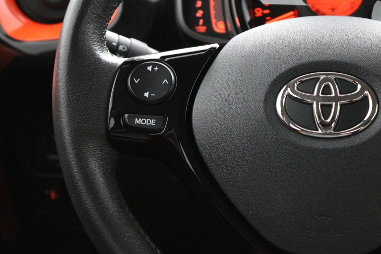 Toyota Aygo - 1.0 VVT-i x-cite 18