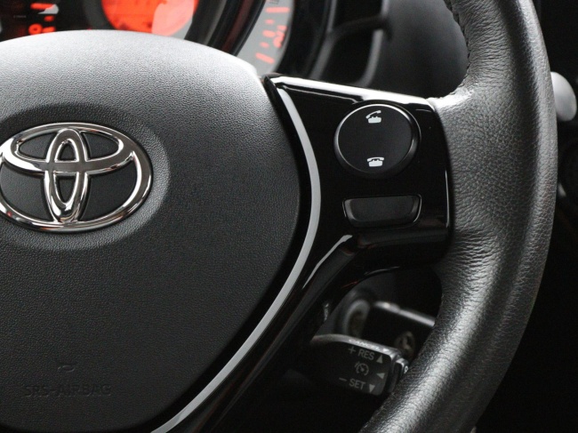 Toyota Aygo - 1.0 VVT-i x-cite