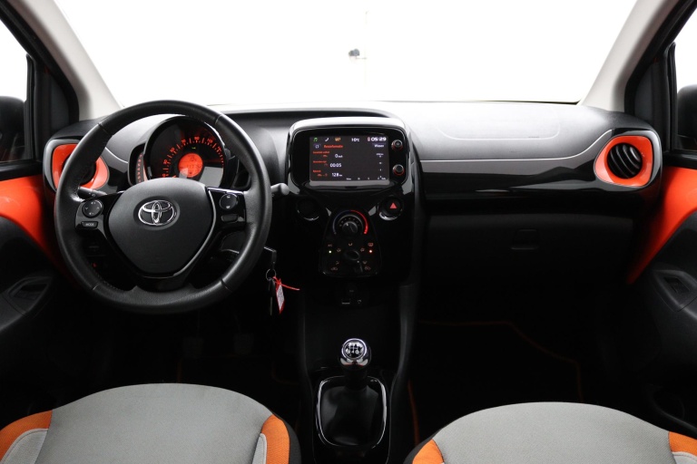 Toyota Aygo - 1.0 VVT-i x-cite 4