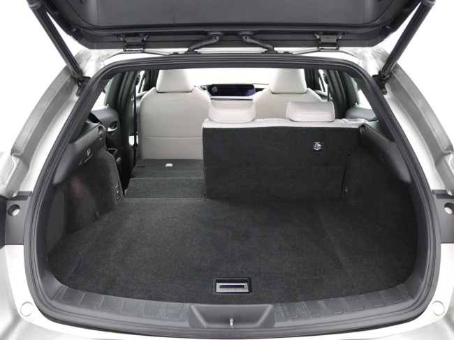 Lexus UX - 250h Executive Line