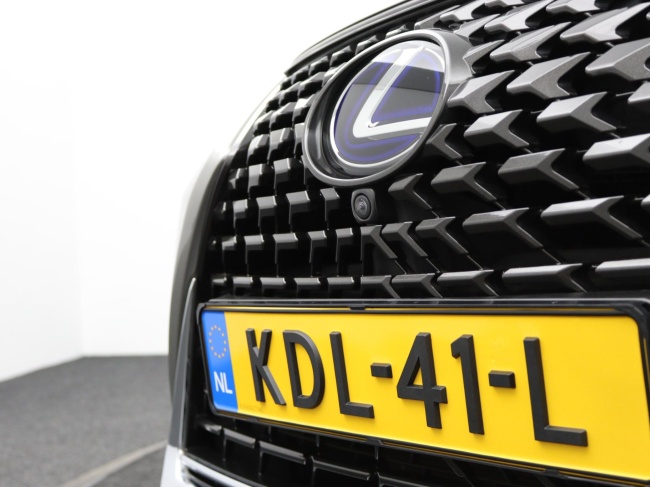 Lexus UX - 250h Executive Line