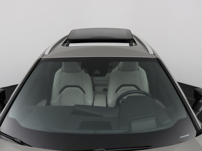 Lexus UX - 250h Executive Line