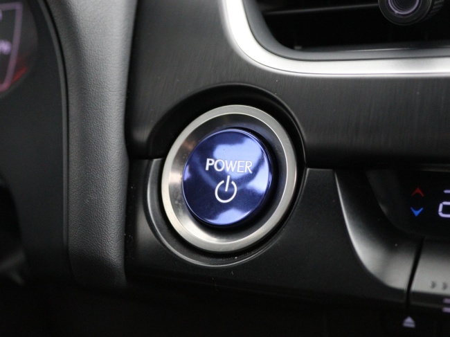 Lexus UX - 250h Executive Line