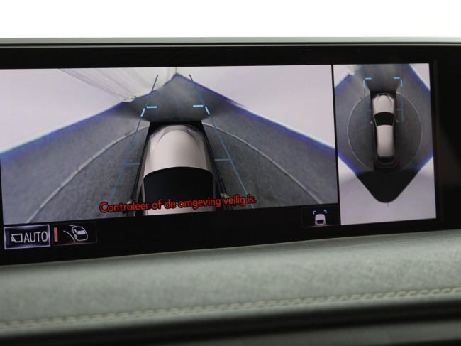 Lexus UX - 250h Executive Line