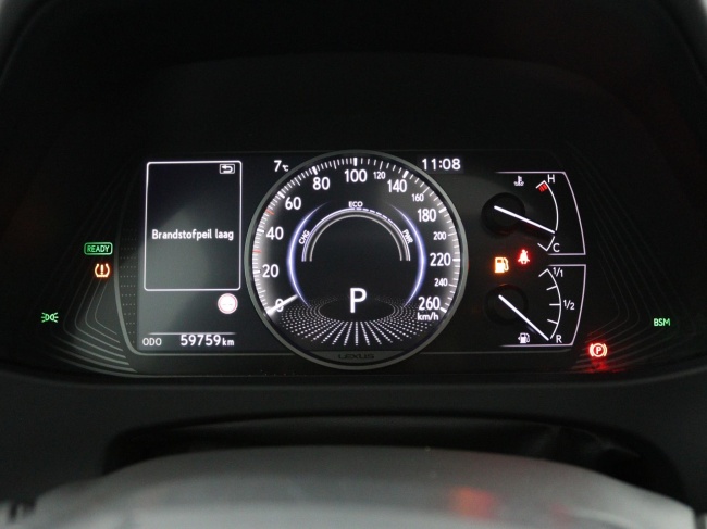 Lexus UX - 250h Executive Line