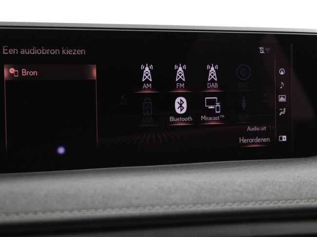 Lexus UX - 250h Executive Line