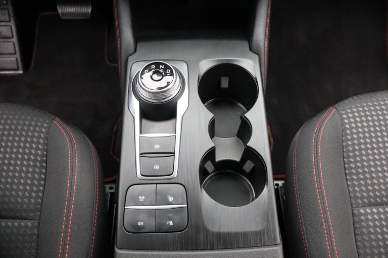 Ford Kuga - 2.5 PHEV ST-Line 11