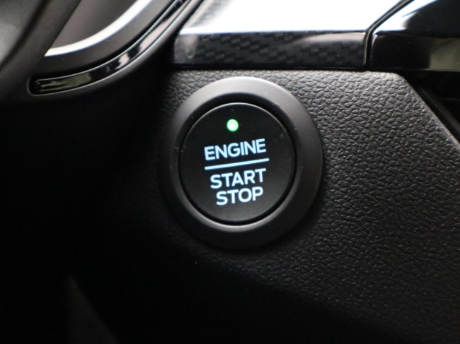 Ford Kuga - 2.5 PHEV ST-Line