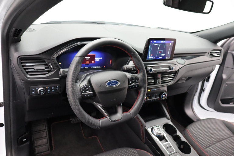 Ford Kuga - 2.5 PHEV ST-Line 28