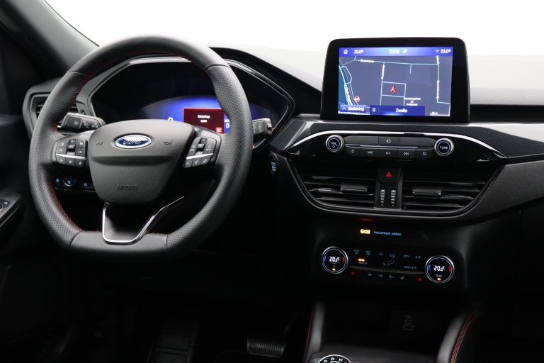 Ford Kuga - 2.5 PHEV ST-Line 32