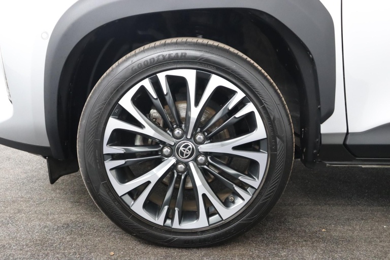 Toyota Yaris Cross - 1.5 Hybrid Executive 36