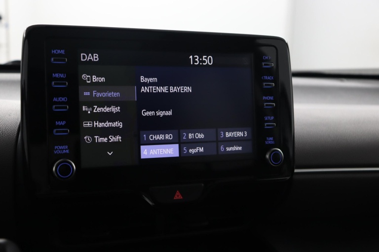 Toyota Yaris Cross - 1.5 Hybrid Executive 8