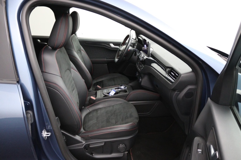 Ford Kuga - 2.5 PHEV ST-Line 18