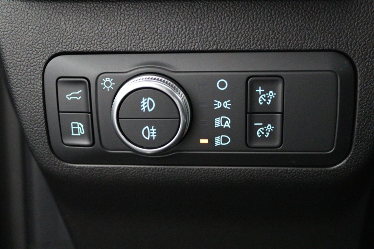 Ford Kuga - 2.5 PHEV ST-Line 24