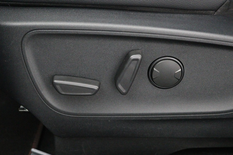 Ford Kuga - 2.5 PHEV ST-Line 32