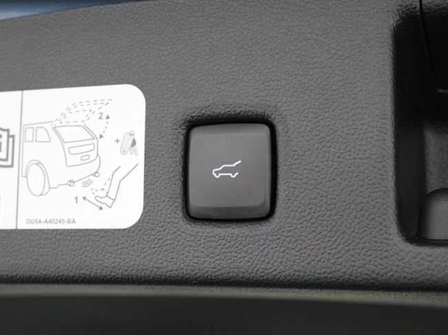 Ford Kuga - 2.5 PHEV ST-Line