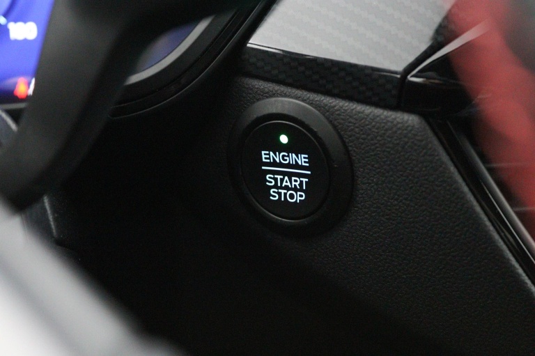 Ford Kuga - 2.5 PHEV ST-Line 39