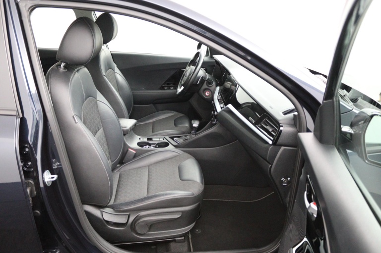 Kia Niro - 1.6 GDi Hybrid DynamicLine 18