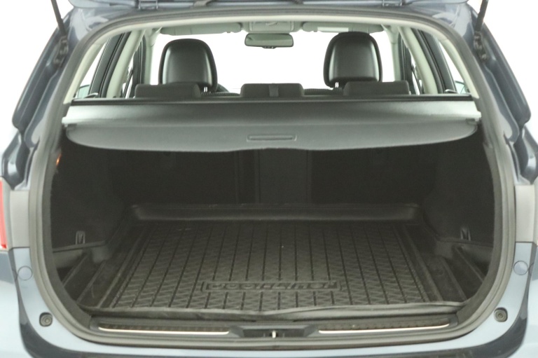 Toyota Avensis Wagon - 1.6 VVTi Comfort 21