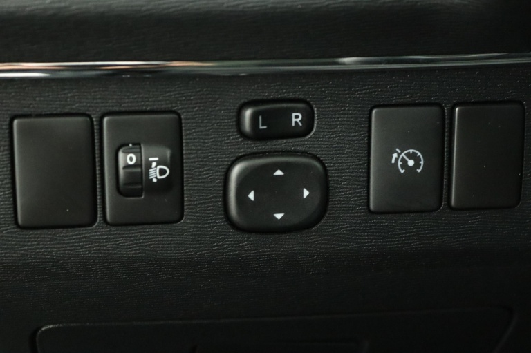 Toyota Avensis Wagon - 1.6 VVTi Comfort 27