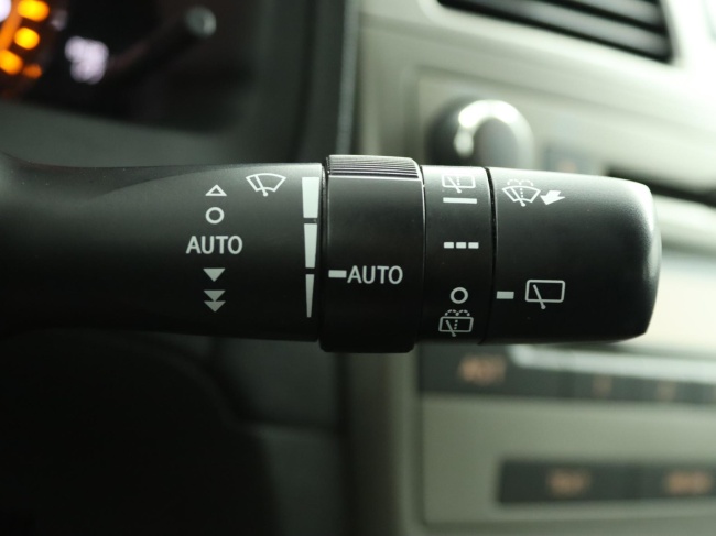 Toyota Avensis Wagon - 1.6 VVTi Comfort