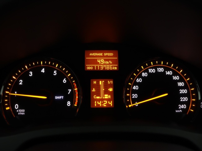 Toyota Avensis Wagon - 1.6 VVTi Comfort