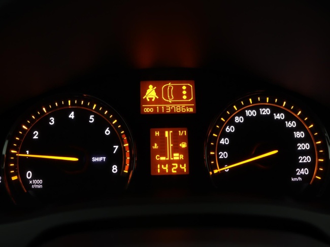 Toyota Avensis Wagon - 1.6 VVTi Comfort