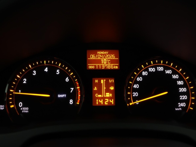 Toyota Avensis Wagon - 1.6 VVTi Comfort