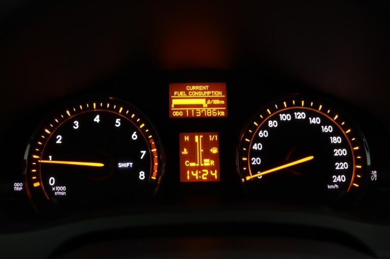 Toyota Avensis Wagon - 1.6 VVTi Comfort 48