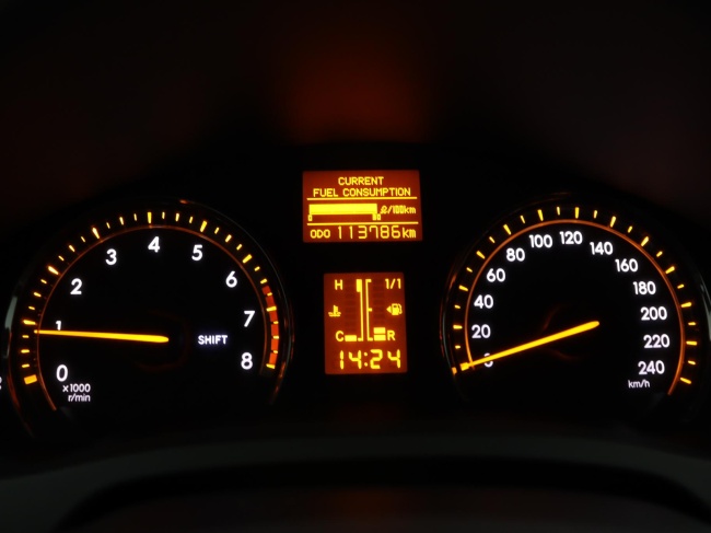 Toyota Avensis Wagon - 1.6 VVTi Comfort