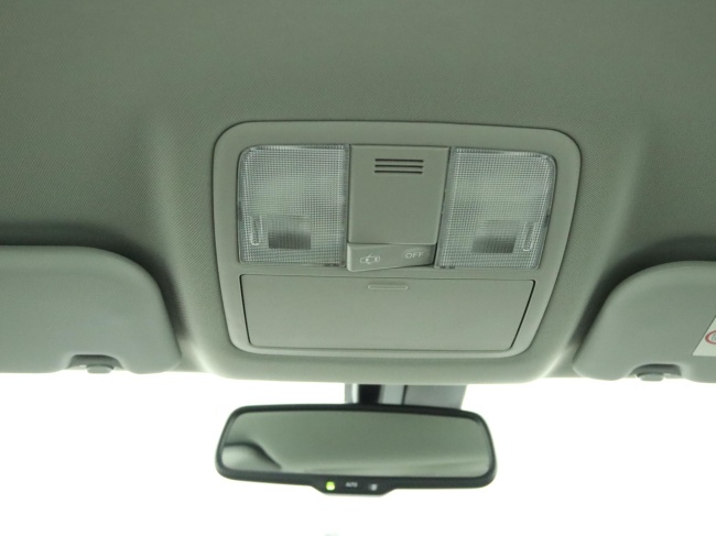 Toyota Avensis Wagon - 1.6 VVTi Comfort