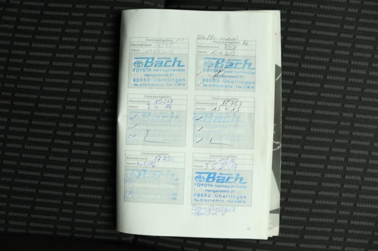 Toyota Avensis Wagon - 1.6 VVTi Comfort 57