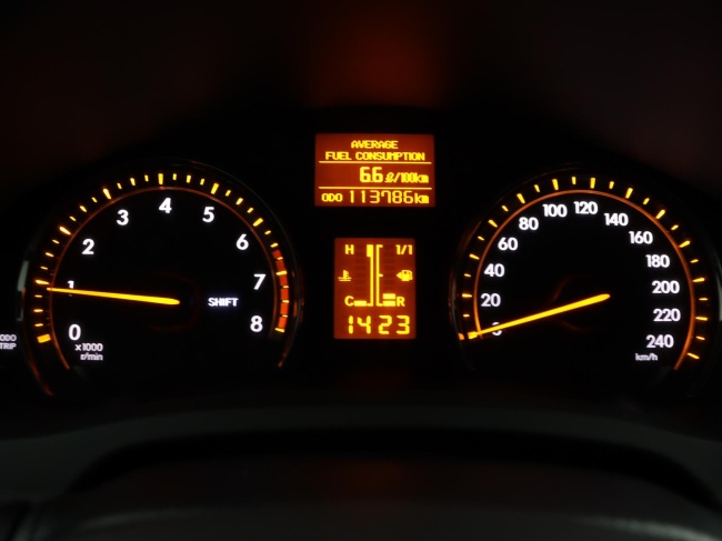 Toyota Avensis Wagon - 1.6 VVTi Comfort