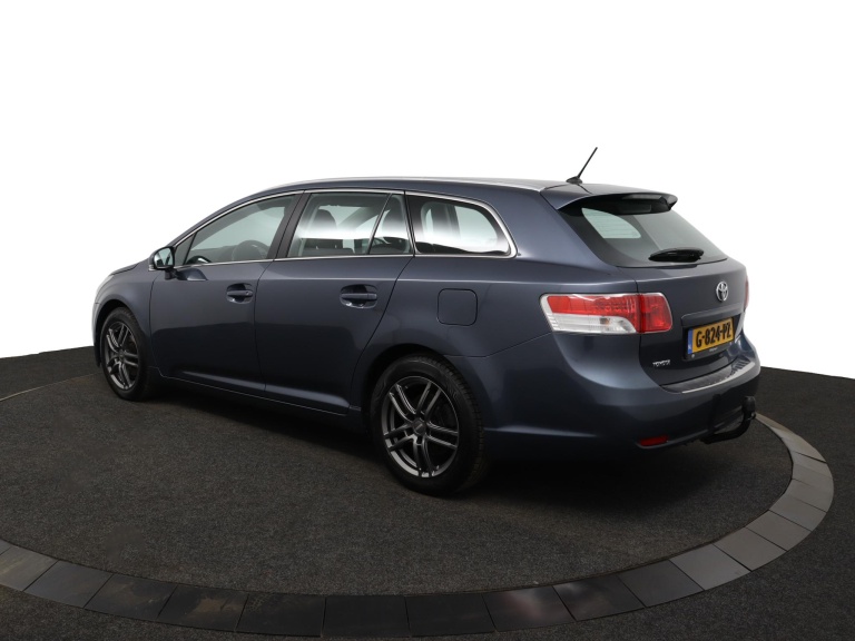 Toyota Avensis Wagon - 1.6 VVTi Comfort 9