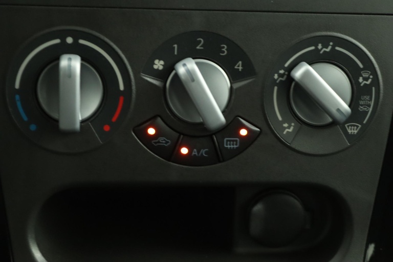 Suzuki Splash - 1.2 Comfort EASSS 7