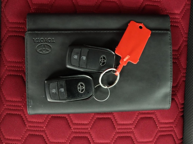 Toyota Aygo X - 1.0 VVT-i MT Undercover