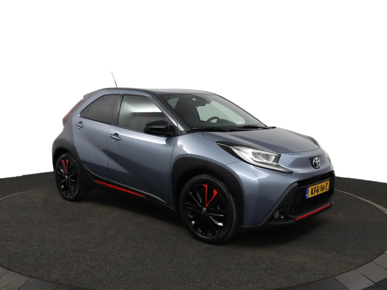 Toyota Aygo X - 1.0 VVT-i MT Undercover 14
