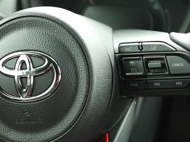 Toyota Aygo X - 1.0 VVT-i MT Undercover