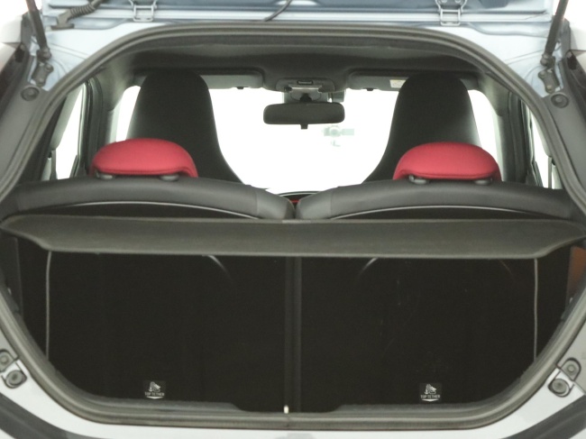 Toyota Aygo X - 1.0 VVT-i MT Undercover