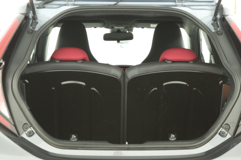 Toyota Aygo X - 1.0 VVT-i MT Undercover 24