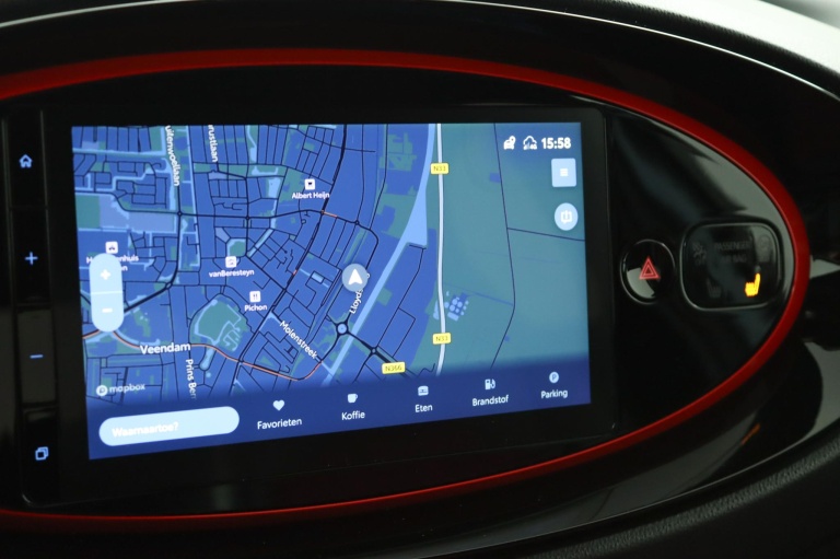 Toyota Aygo X - 1.0 VVT-i MT Undercover 28