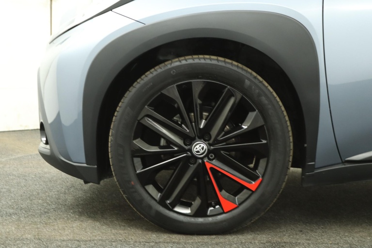 Toyota Aygo X - 1.0 VVT-i MT Undercover 37