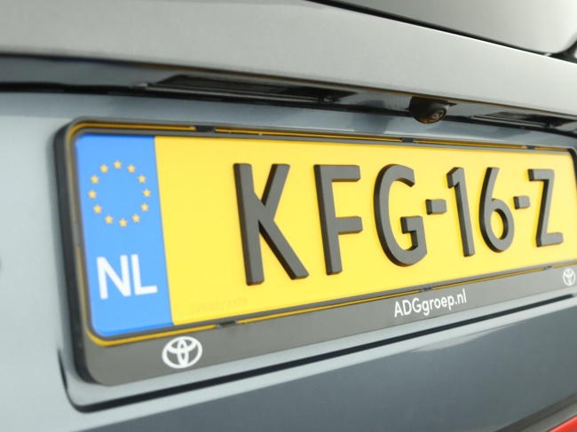 Toyota Aygo X - 1.0 VVT-i MT Undercover