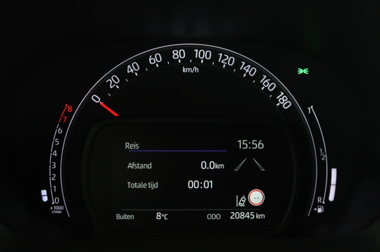 Toyota Aygo X - 1.0 VVT-i MT Undercover 46